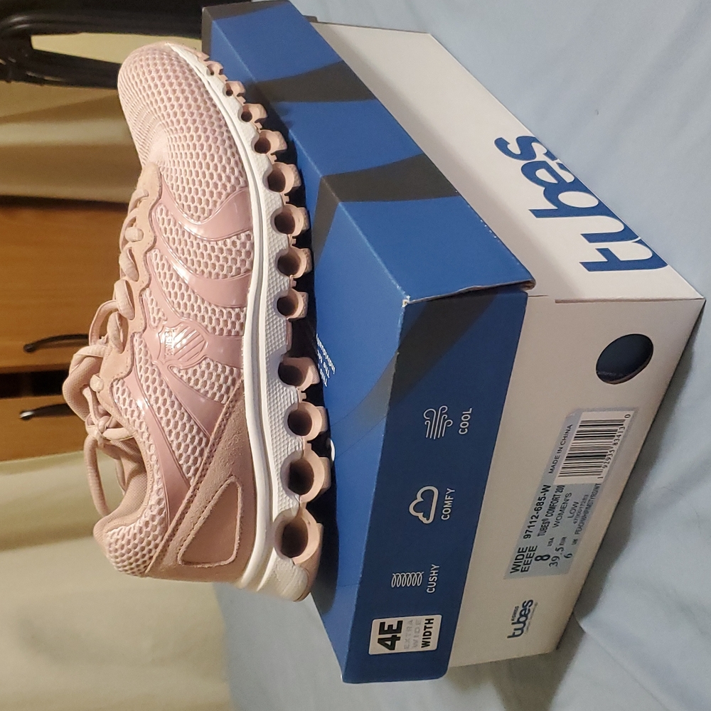 K-Swiss women's shoes